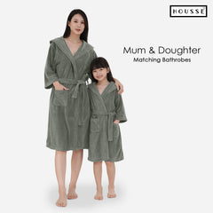 HOUSSE Bathrobe | 450 GSM Microfiber Solid Bathrobes for Kids | Solid Bathrobes, Highly Absorbent, Super Soft Bathrobe With Hoodie And Belt | Lightweight & Warm | 102 cm Long | Size-L | Pack of 1