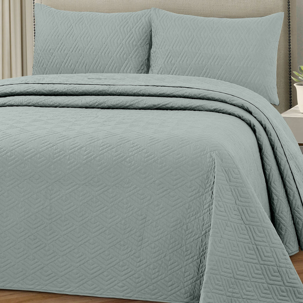 Plush Bedspread Moonmist - Image 1