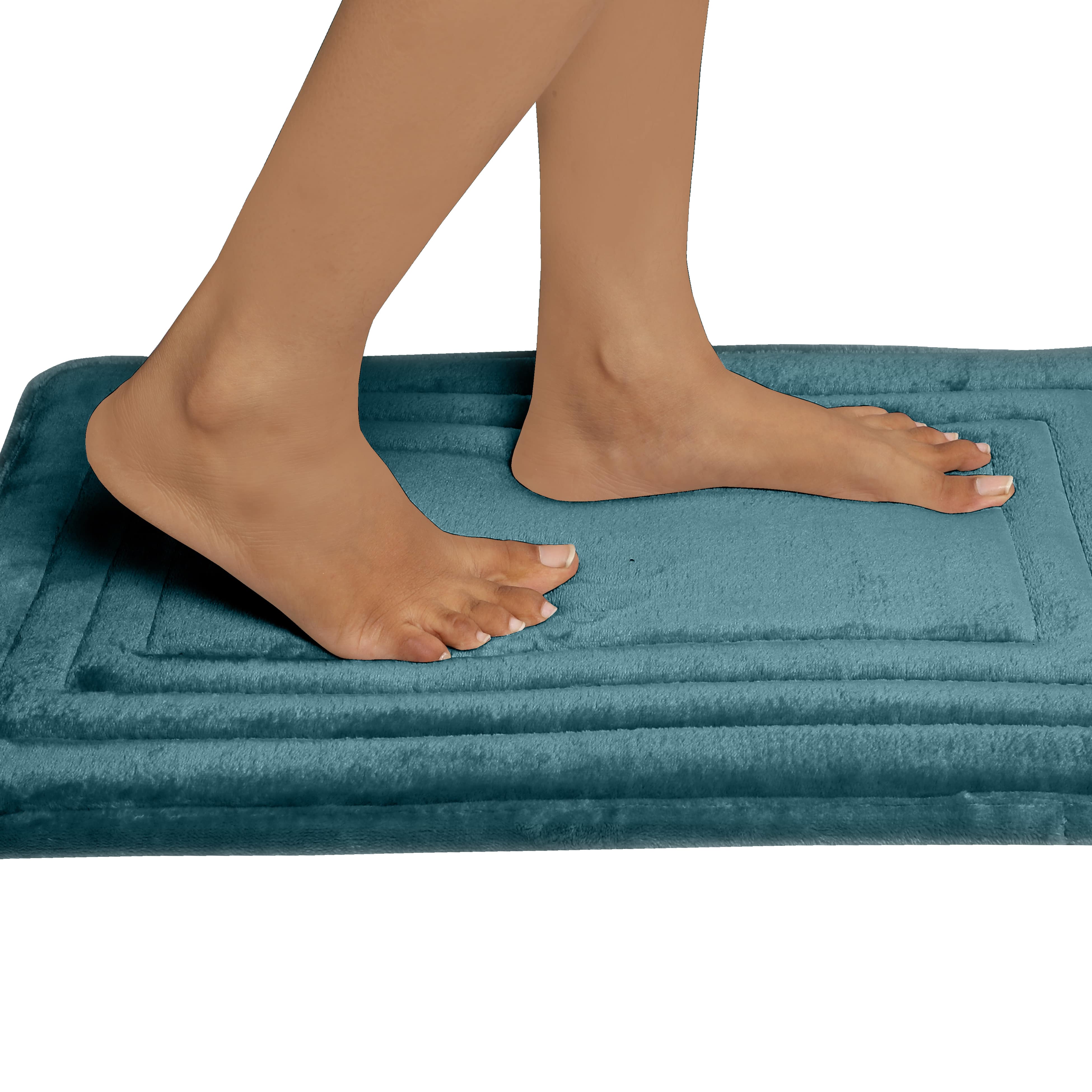 HOUSSE Premium Soft Microfiber Bath Mat with Cushioned Border Design