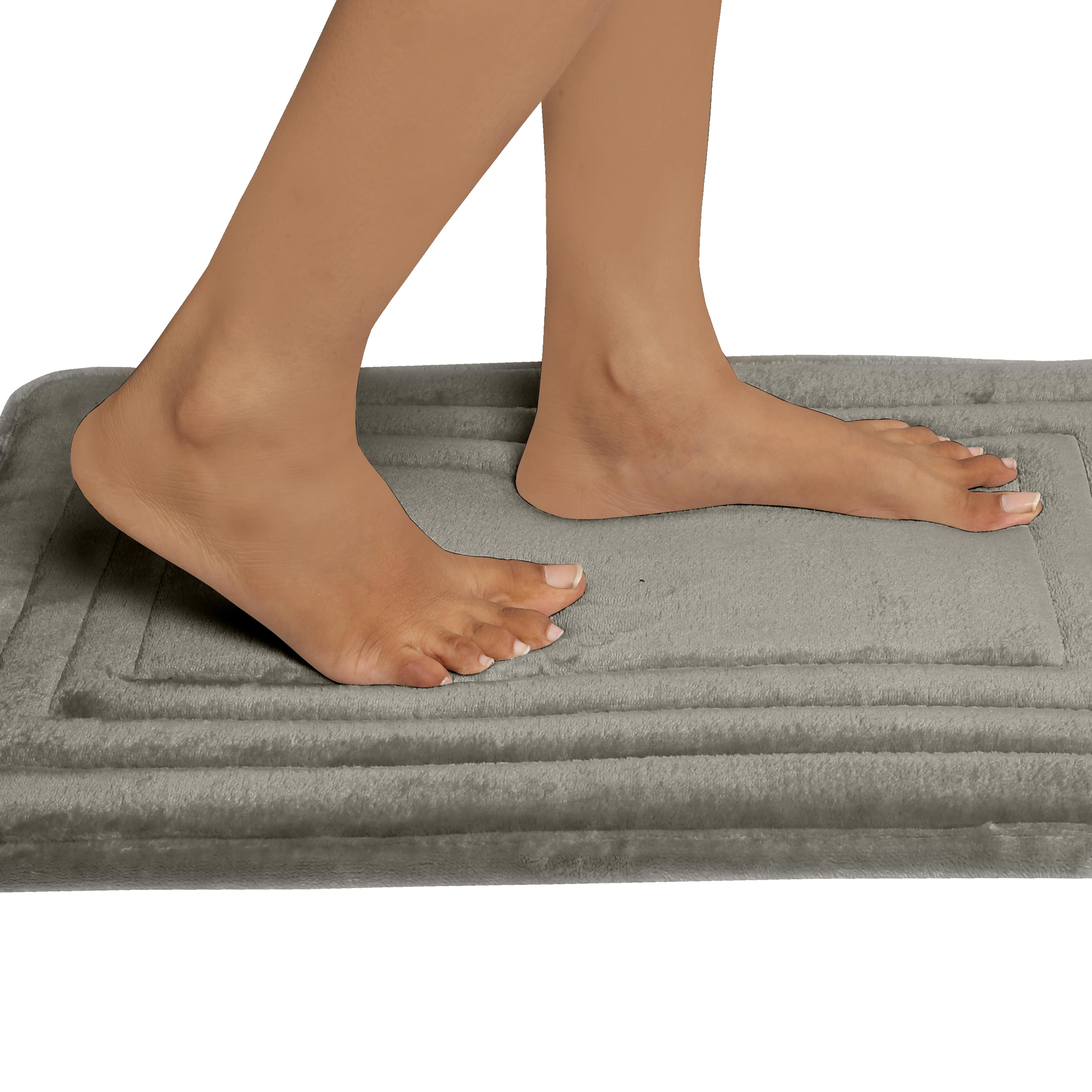 HOUSSE Premium Soft Microfiber Bath Mat with Cushioned Border Design
