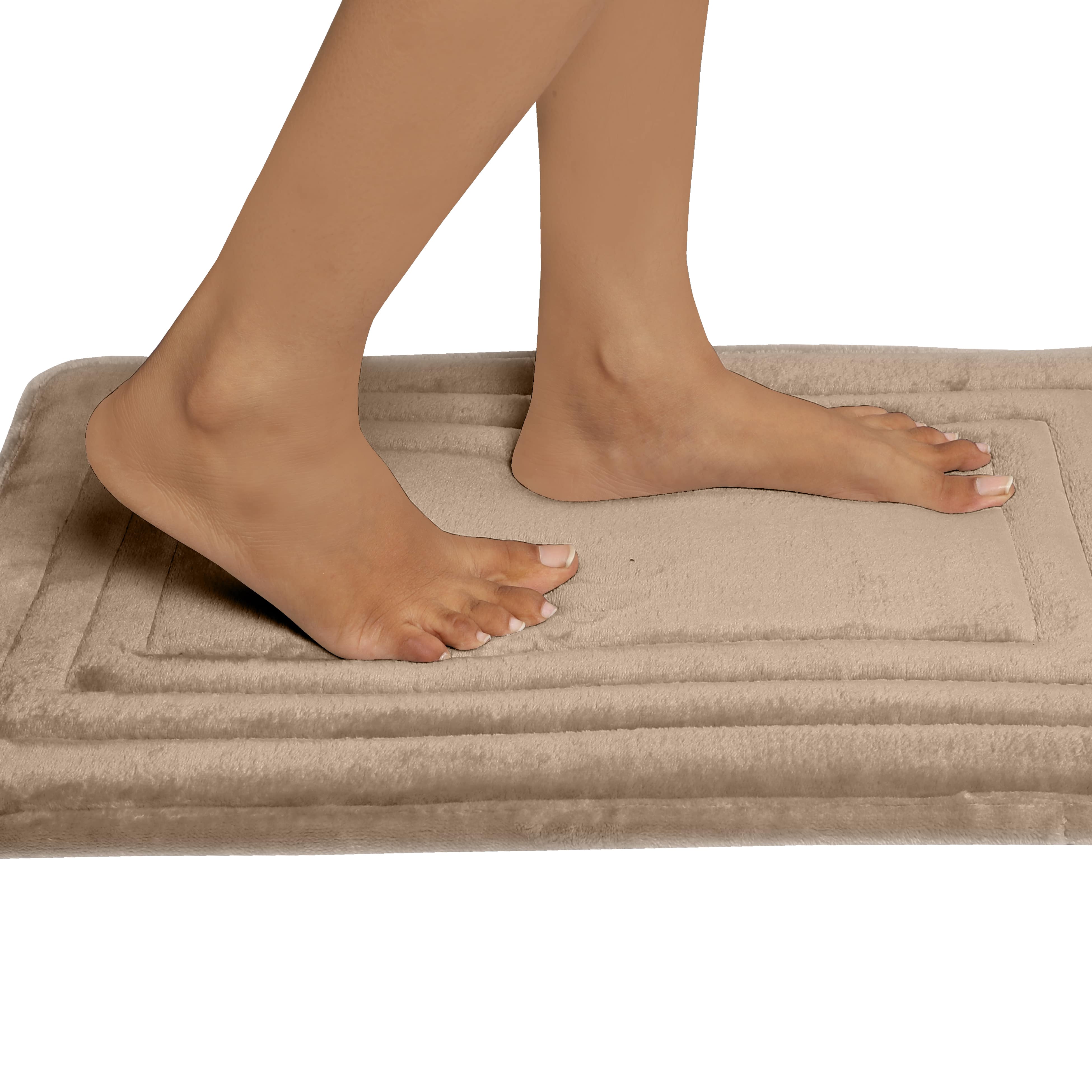 HOUSSE Premium Soft Microfiber Bath Mat with Cushioned Border Design