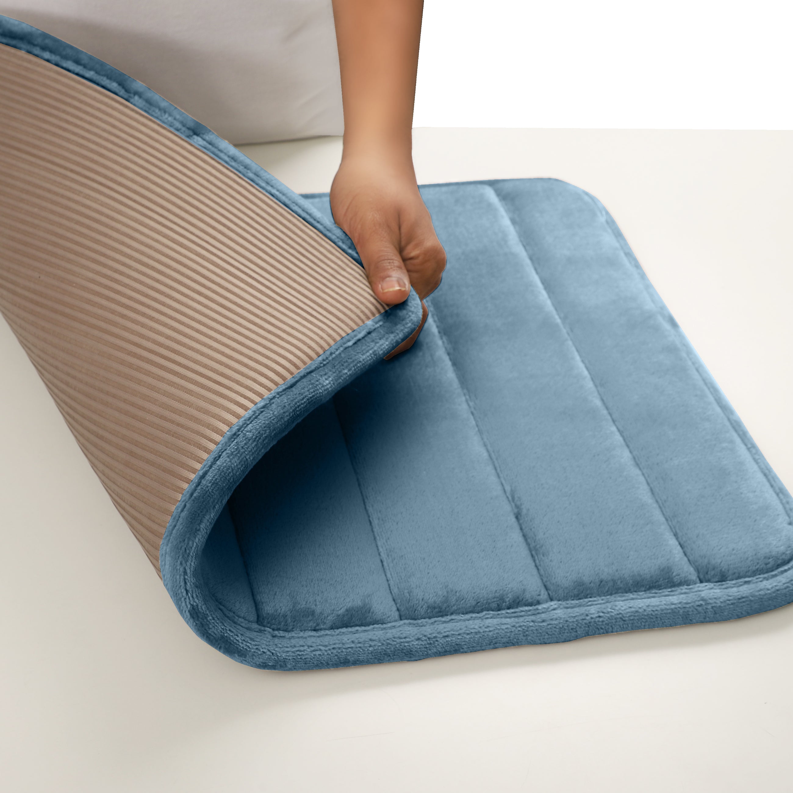 HOUSSE Minimalist Solid Color Bath Mat with Extra Cushioning