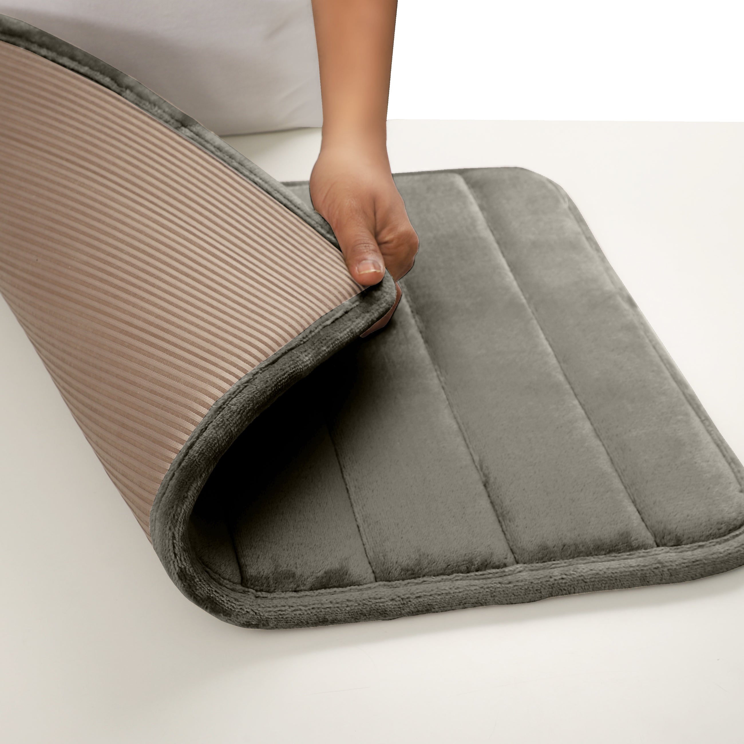 HOUSSE Minimalist Solid Color Bath Mat with Extra Cushioning