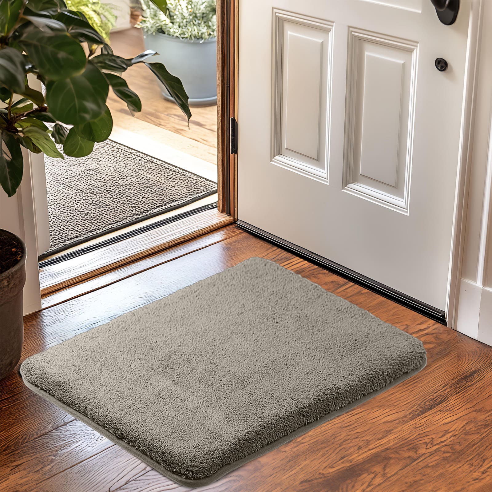 HOUSSE Anti Skid Ultra Absorbent Fluffy High Pile Plush Bathmat