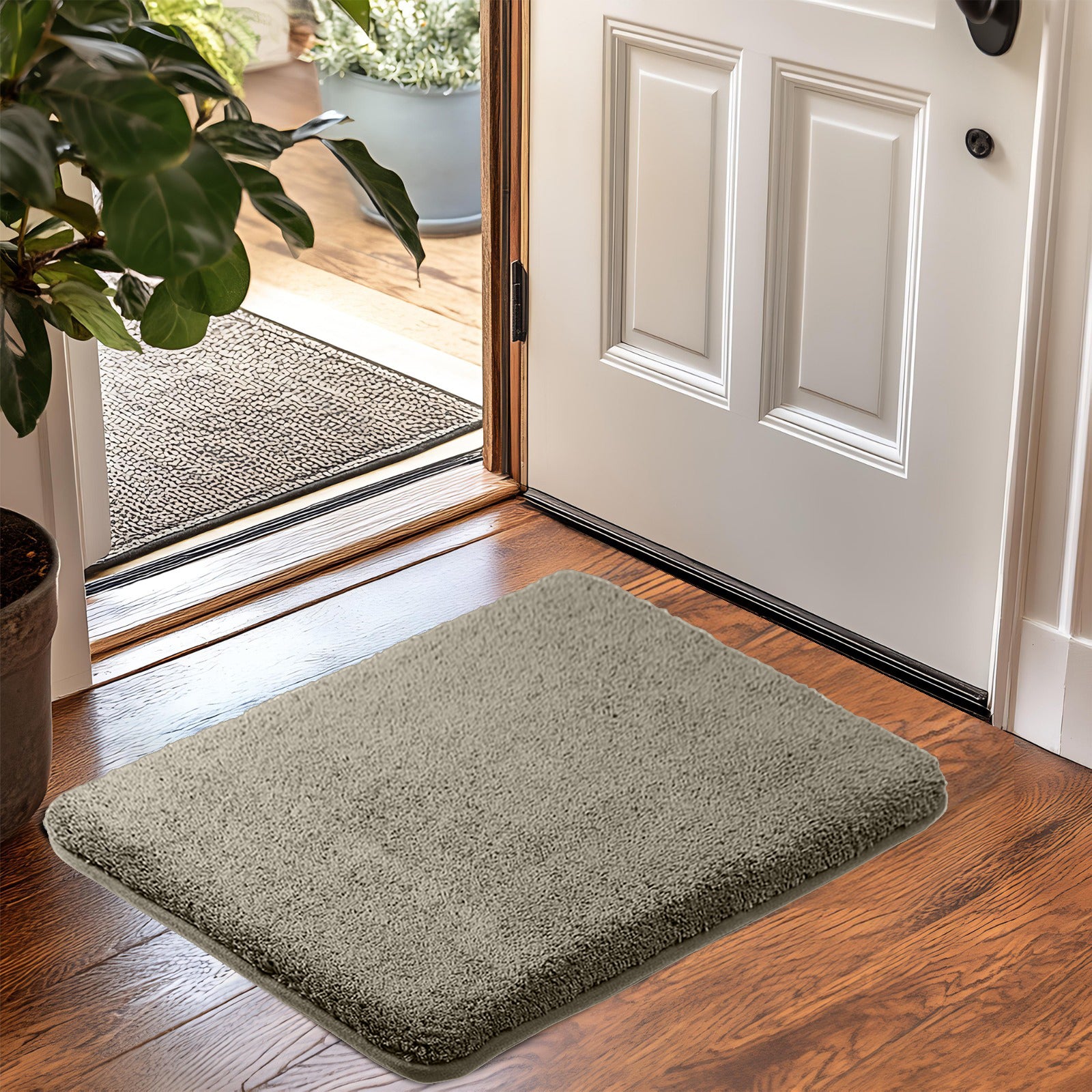 HOUSSE Anti Skid Ultra Absorbent Fluffy High Pile Plush Bathmat
