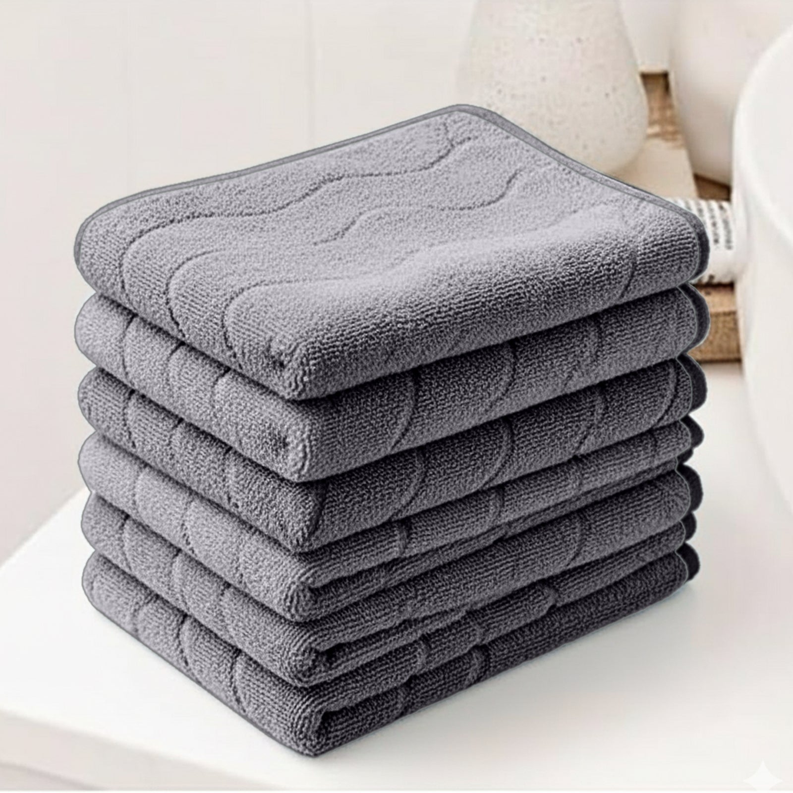 HOUSSE Microfiber Face Towel – Super Soft & Quick-Drying Coral Fleece, 30 x 30 cm