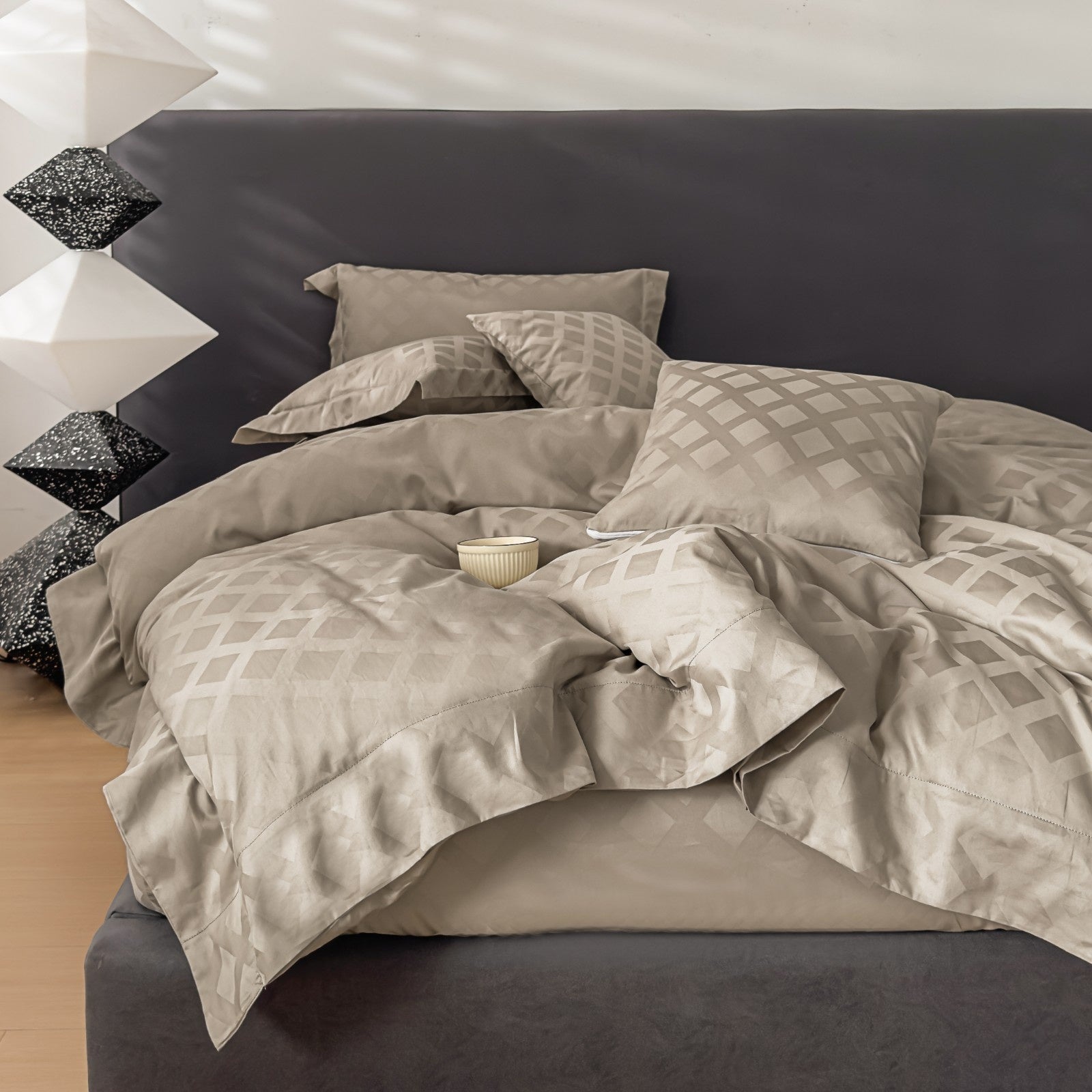 HOUSSE 500 TC Italian Jacquard | Premium Bedding Set | Comfort Modern Designs & Breathable Fabric | Paris Crossroads