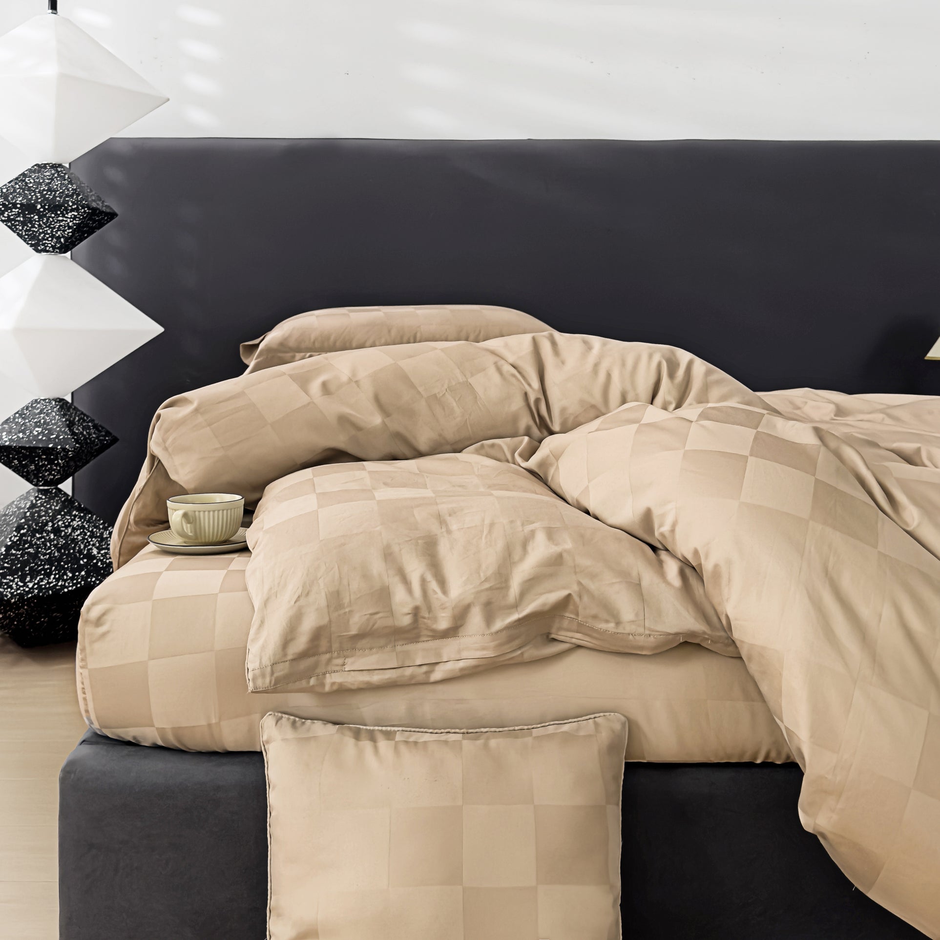 HOUSSE 500 TC Italian Jacquard | Premium Bedding Set | Comfort Modern Designs & Breathable Fabric | NEWYORK SQUARES