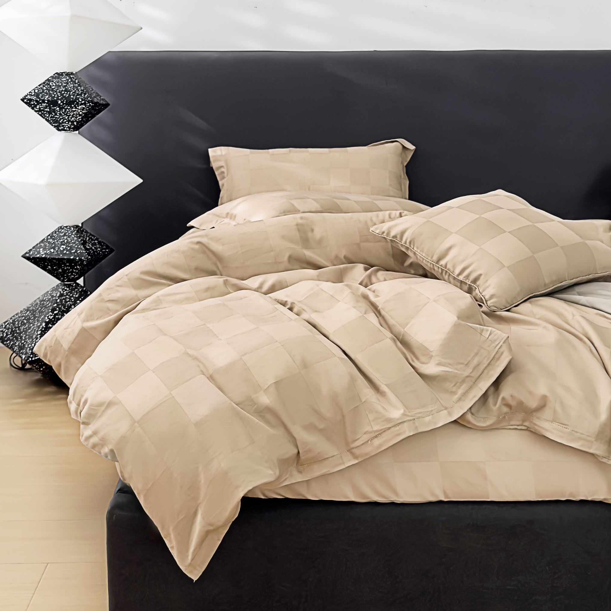 HOUSSE 500 TC Italian Jacquard | Premium Bedding Set | Comfort Modern Designs & Breathable Fabric | NEWYORK SQUARES