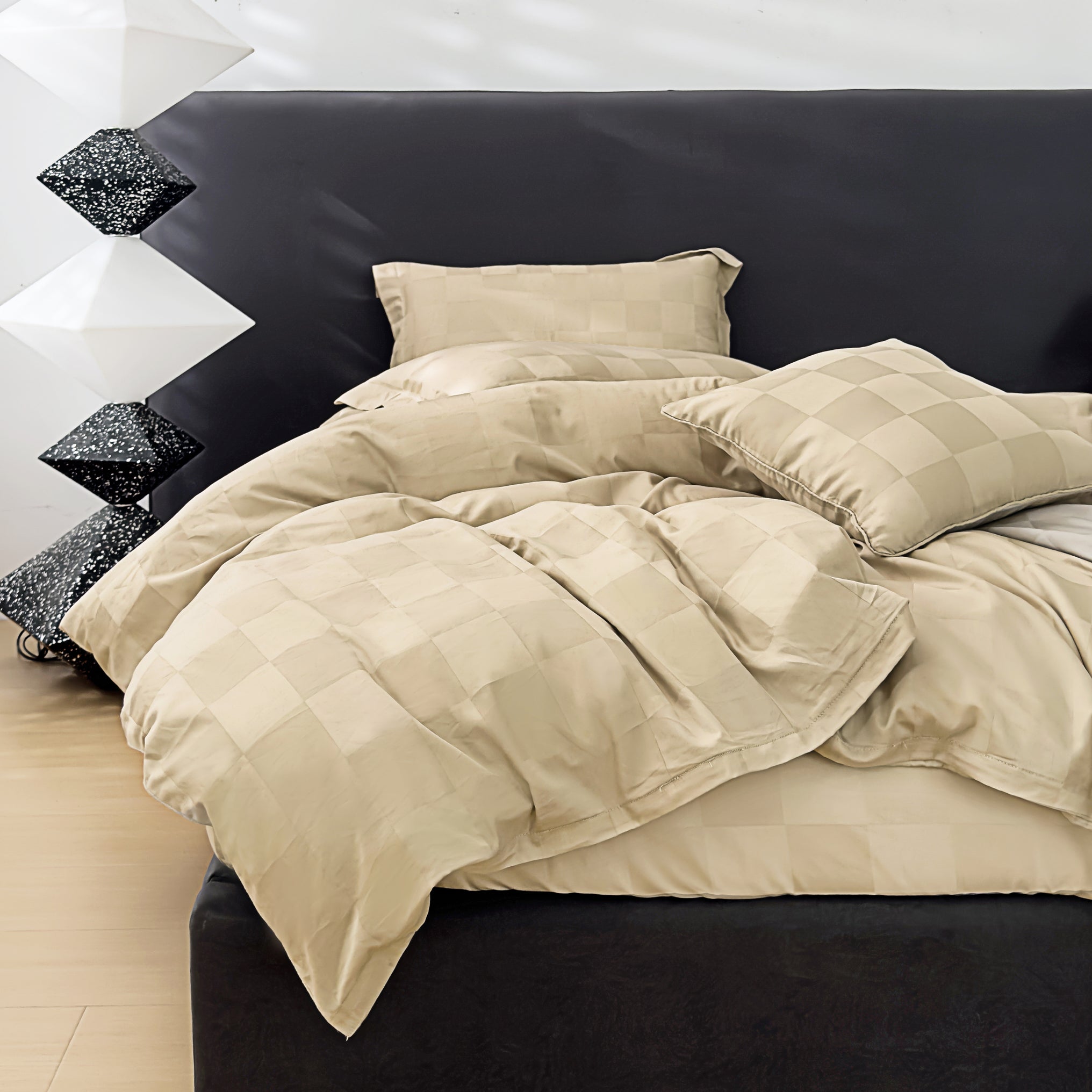 HOUSSE 500 TC Italian Jacquard | Premium Bedding Set | Comfort Modern Designs & Breathable Fabric | NEWYORK SQUARES