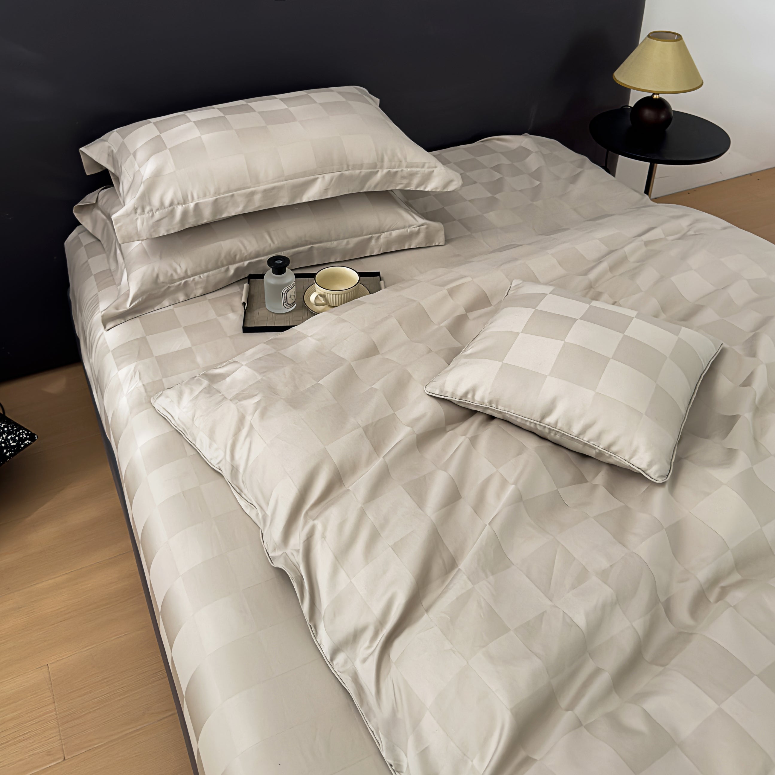 HOUSSE 500 TC Italian Jacquard | Premium Bedding Set | Comfort Modern Designs & Breathable Fabric | NEWYORK SQUARES