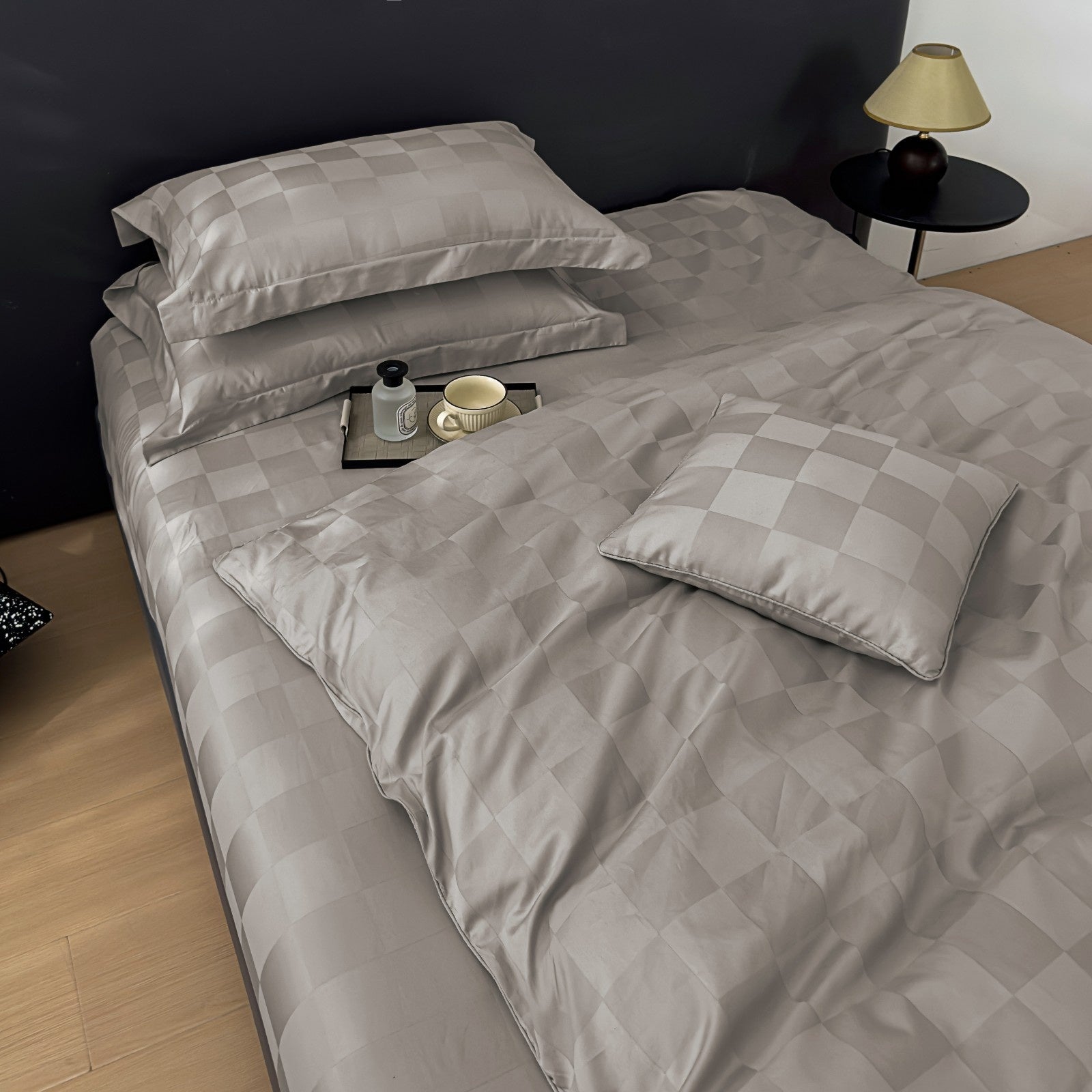 HOUSSE 500 TC Italian Jacquard | Premium Bedding Set | Comfort Modern Designs & Breathable Fabric | NEWYORK SQUARES