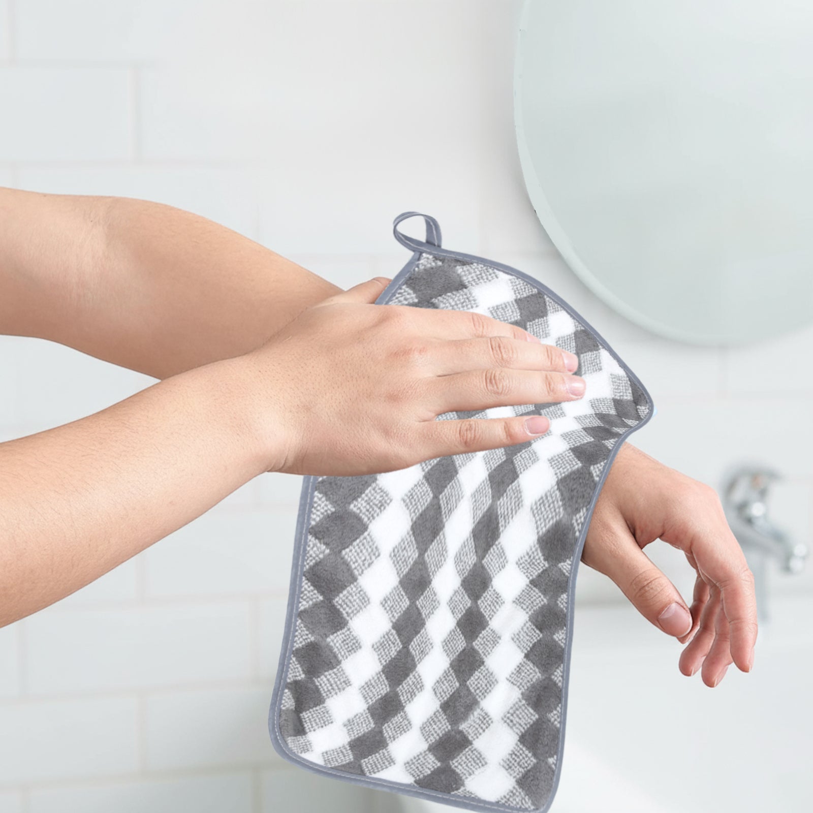 HOUSSE Microfiber Iris Face Towels Ideal for Women & Men |Soft Touch |Lint Free | Fast Dry Towels| Travel-Friendly | Best Use for Gym, Yoga, Spa, Pool, Hotels, Beach 360 GSM (30x30)