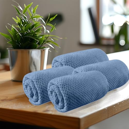 HOUSSE Microfiber Vogue Coral Fleece Bathing Towels | 360 GSM | Super Soft| Quick Absorbent | Lightweight & with Hanging Hook | for Versatile Usage | for Women & Men (Pista Green, 70x150 Bath Towel)
