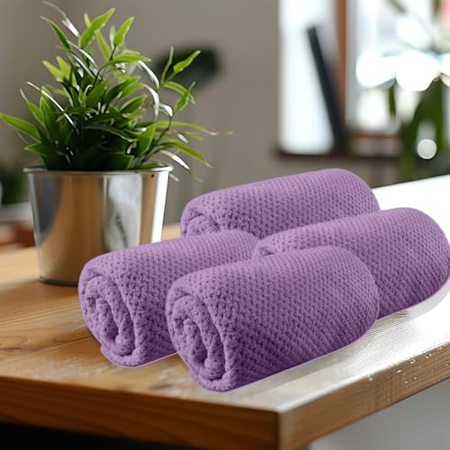 HOUSSE Microfiber Vogue Coral Fleece Bathing Towels | 360 GSM | Super Soft| Quick Absorbent | Lightweight & with Hanging Hook | for Versatile Usage | for Women & Men (Pista Green, 70x150 Bath Towel)
