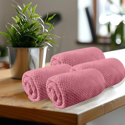 HOUSSE Microfiber Vogue Coral Fleece Bathing Towels | 360 GSM | Super Soft| Quick Absorbent | Lightweight & with Hanging Hook | for Versatile Usage | for Women & Men (Pista Green, 70x150 Bath Towel)