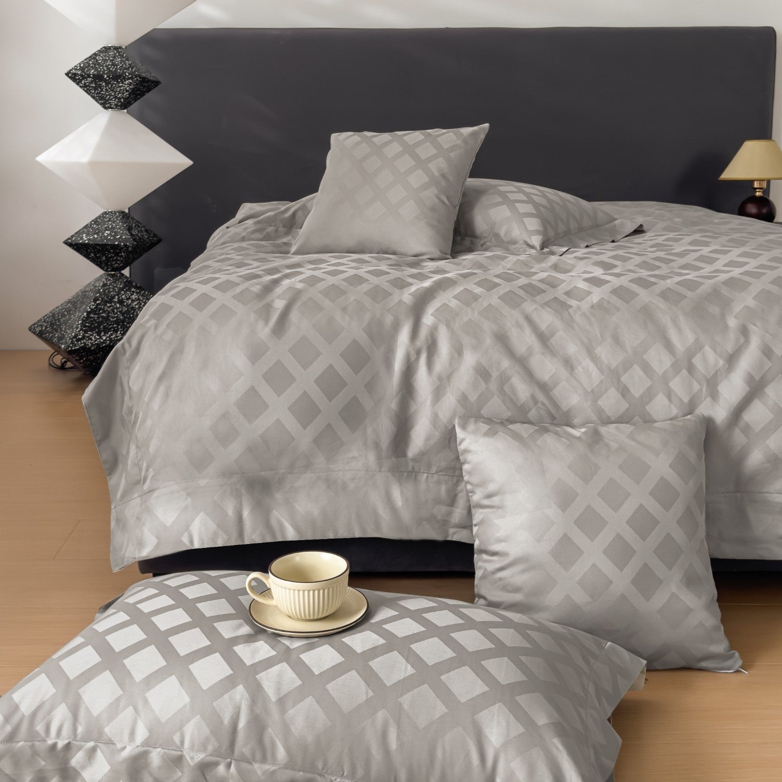 HOUSSE 500 TC Italian Jacquard | Premium Bedding Set | Comfort Modern Designs & Breathable Fabric | Paris Crossroads