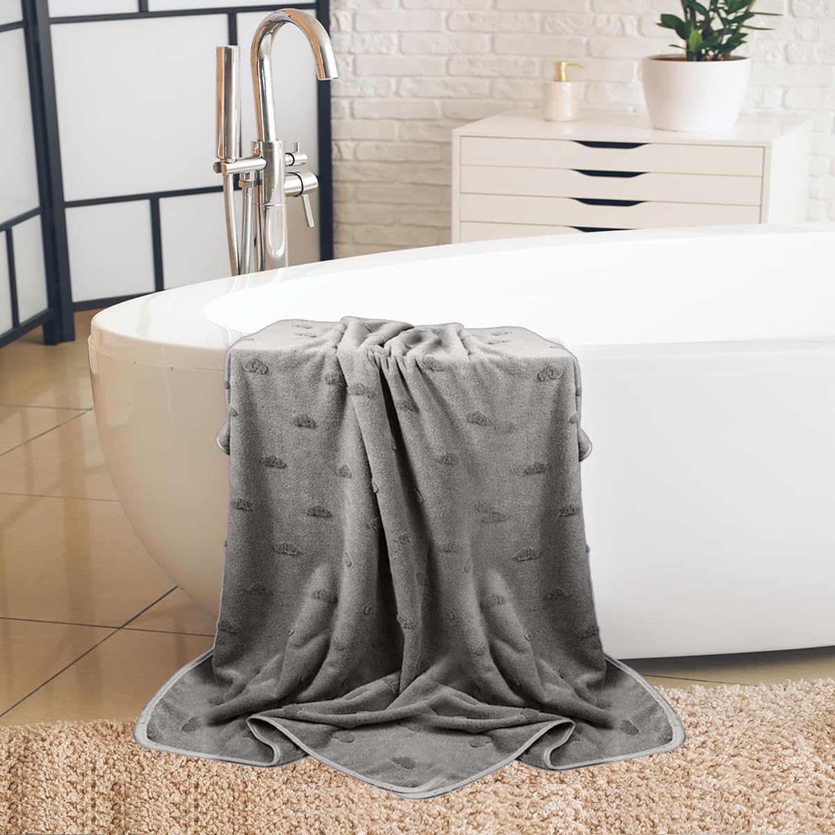HOUSSE Microfiber Towels | Large Towels | Super Soft Coral Heart Pattern Fleece Towels, Quick-Dry | Super Absorbent with Hook Hanging | Ideal for Men & Women| 400 GSM | (Grey, 70x140 Bath Towel)