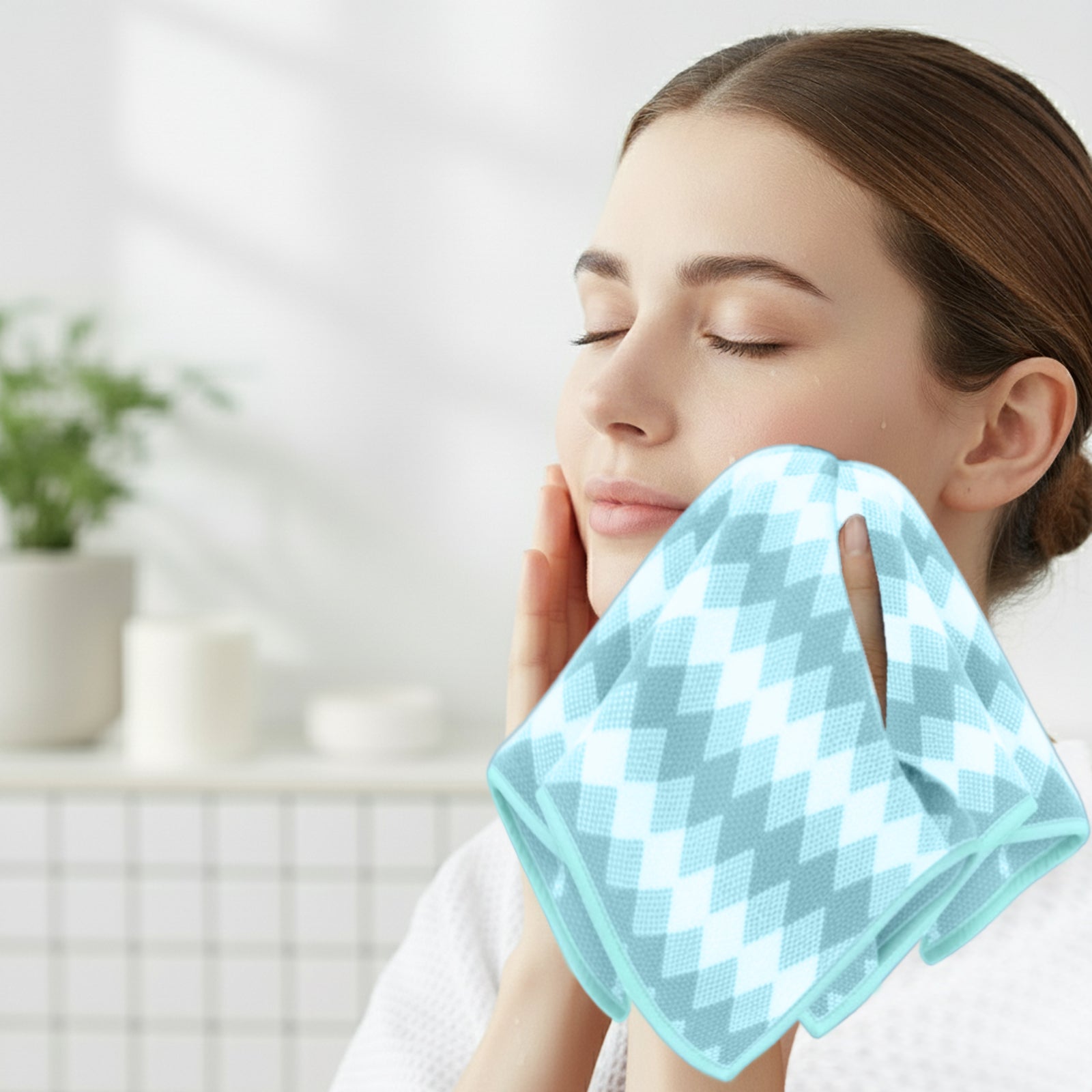 HOUSSE Microfiber Iris Face Towels Ideal for Women & Men |Soft Touch |Lint Free | Fast Dry Towels| Travel-Friendly | Best Use for Gym, Yoga, Spa, Pool, Hotels, Beach 360 GSM (30x30)