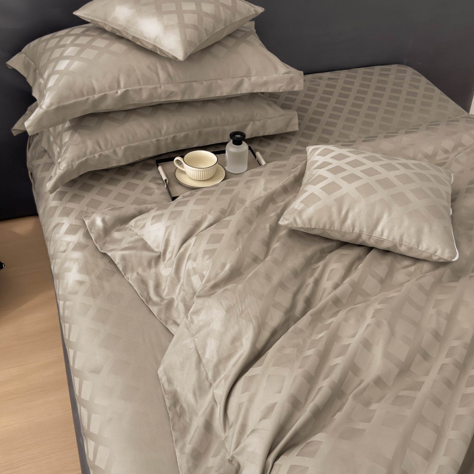 HOUSSE 500 TC Italian Jacquard | Premium Bedding Set | Comfort Modern Designs & Breathable Fabric | Paris Crossroads