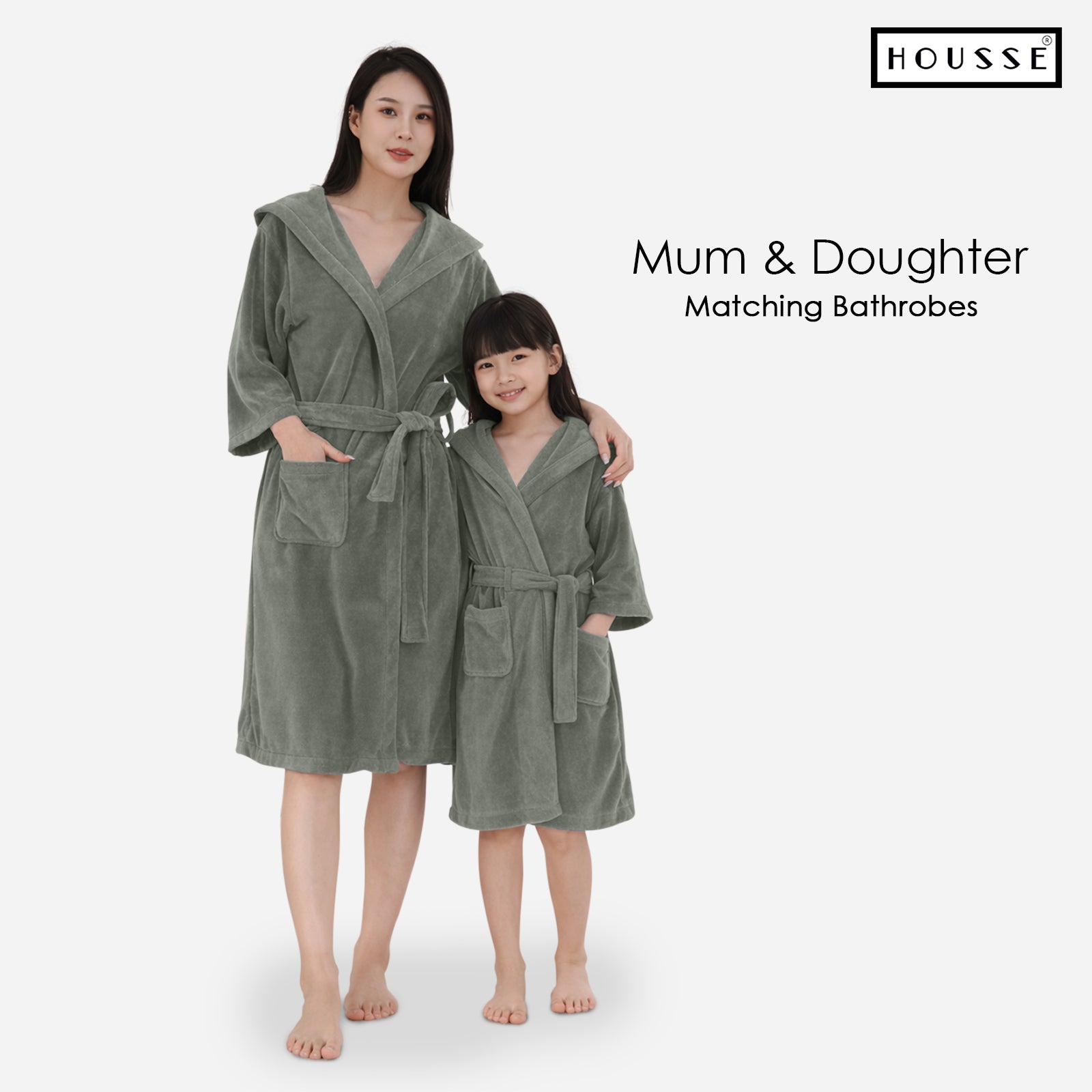 HOUSSE Bathrobe | 450 GSM Microfiber Solid Bathrobes for Kids | Solid Bathrobes, Highly Absorbent, Super Soft Bathrobe With Hoodie And Belt | Lightweight & Warm | 102 cm Long | Size-L | Pack of 1