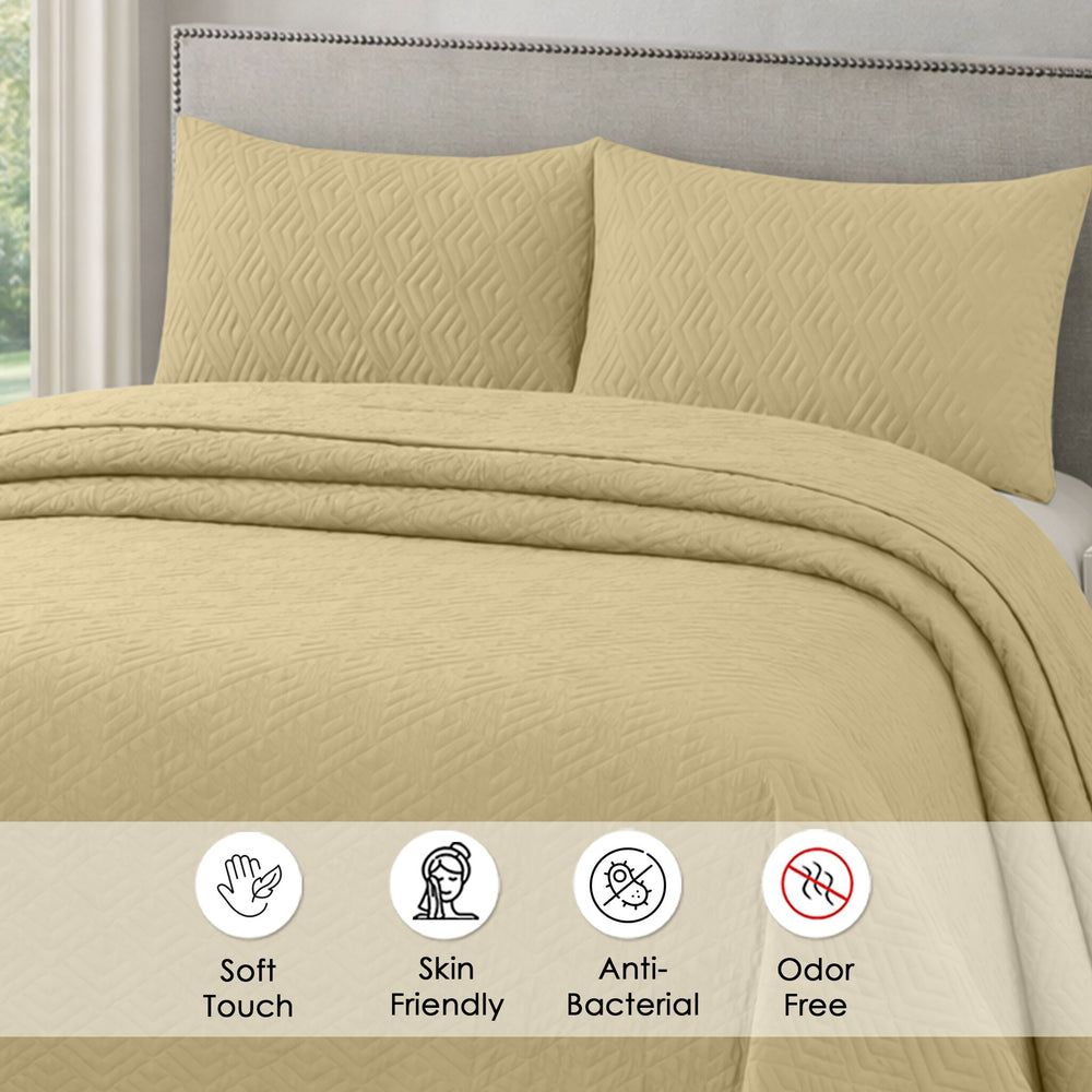 Plush Bedspread Bleached Sand - Image 5