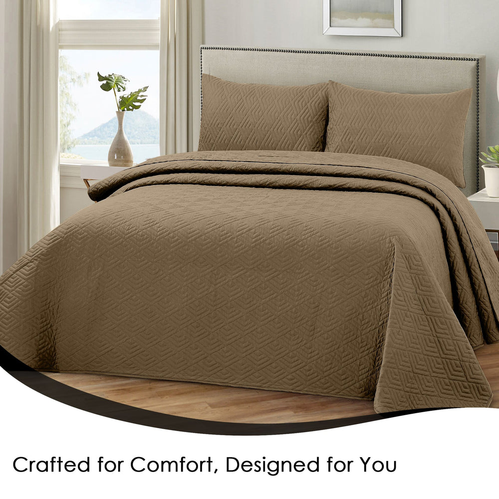 Plush Bedspread Pine Bark - Image 4